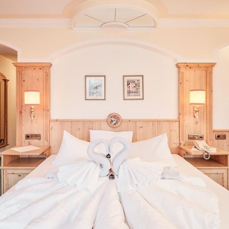 Hotel Alpenjuwel 4 Sterne Superior Tux Luaran gambar