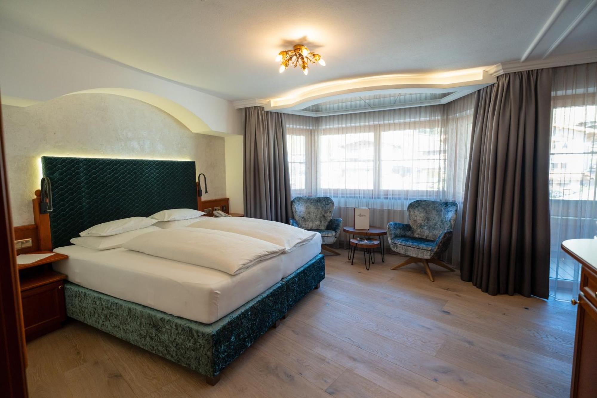 Hotel Alpenjuwel 4 Sterne Superior Tux Luaran gambar